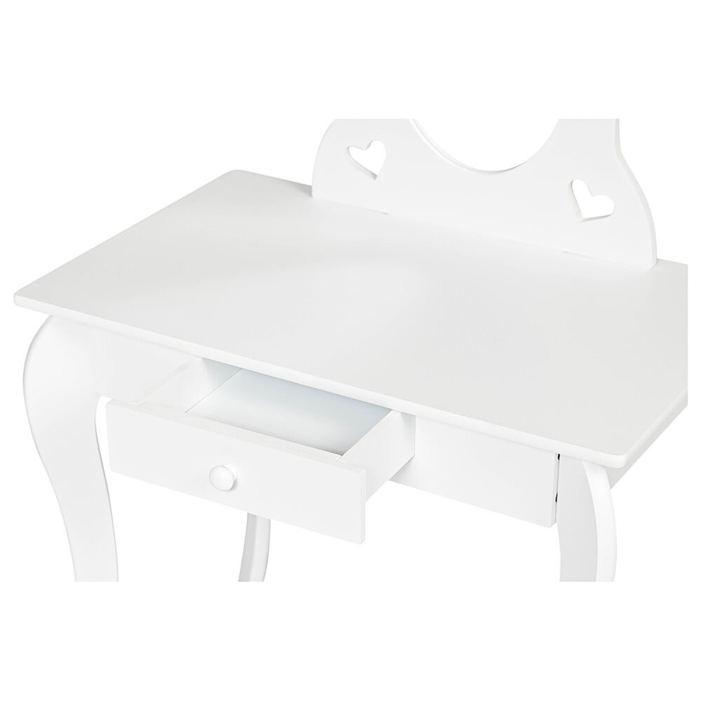 3AE3CB90-D0B6-43F4-950D-4FBBF40FE278