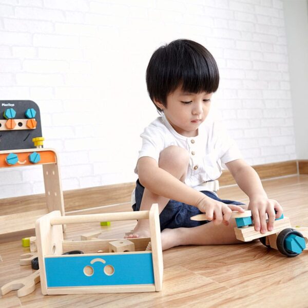 PlanToys įrankių dėžė – robotas