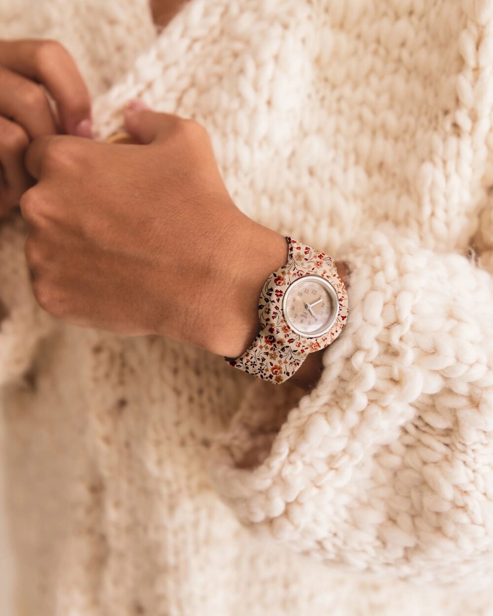 MRS ERTHA vaikiškas laikrodis MAGIC GARDEN